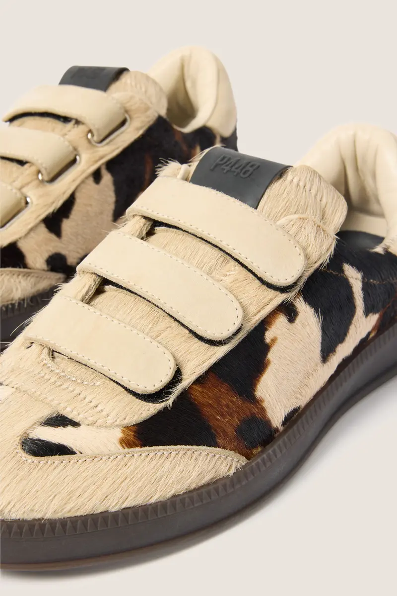 Women's Capri Sneakers 1