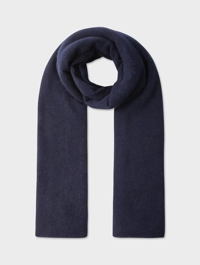 Women's Cashmere Travel Wrap In Deep Navy 1