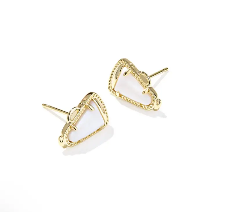 Women's Cheer Stud Earrings In Gold White Mop 1