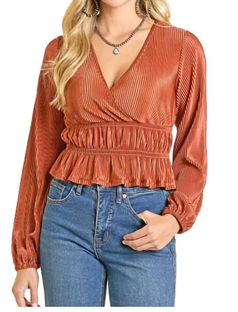 Women's Cowgirl Plisse Blouse In Scarlet 1