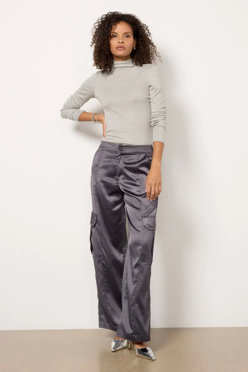 Women's Elite Cargo Pants 1