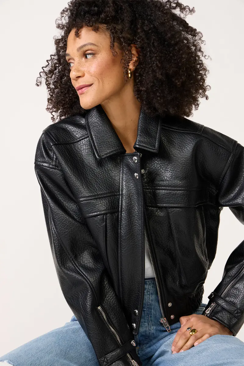Women's Epic Moment Jacket 1