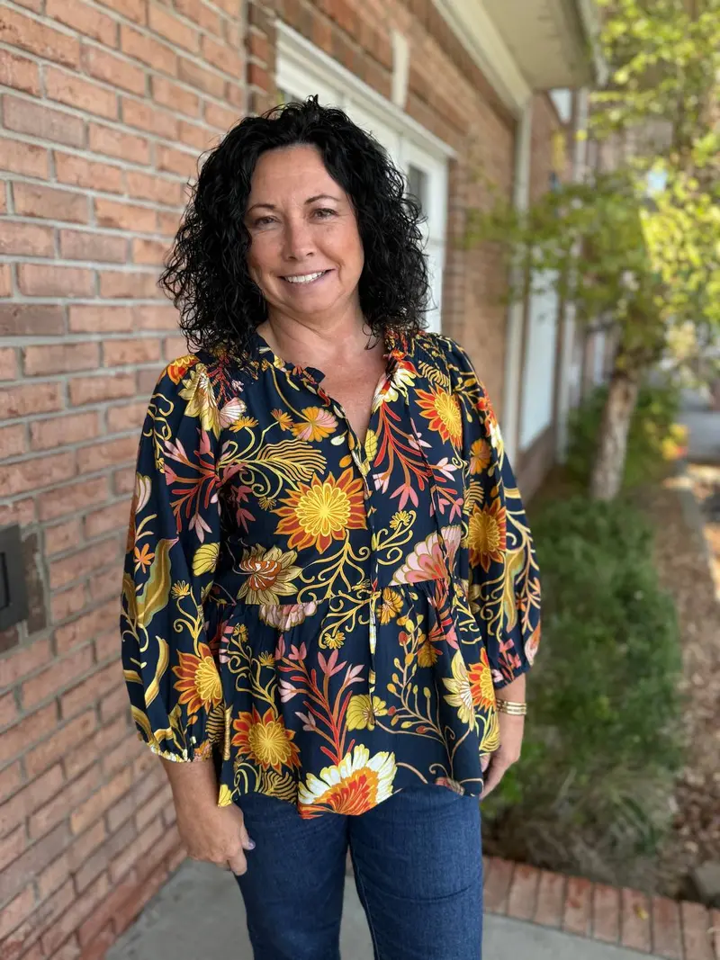 Women's Floral Breeze Top In Multi 1