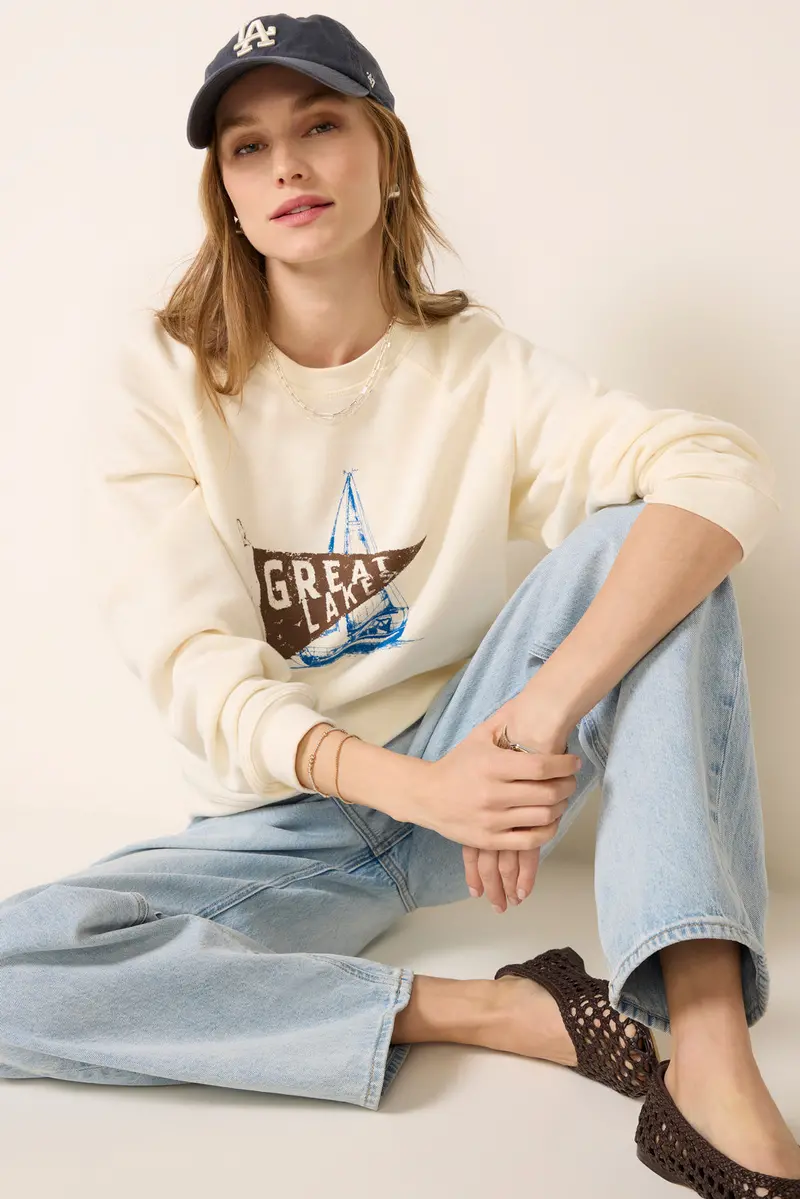 Women's Great Lakes Sweatshirt 1