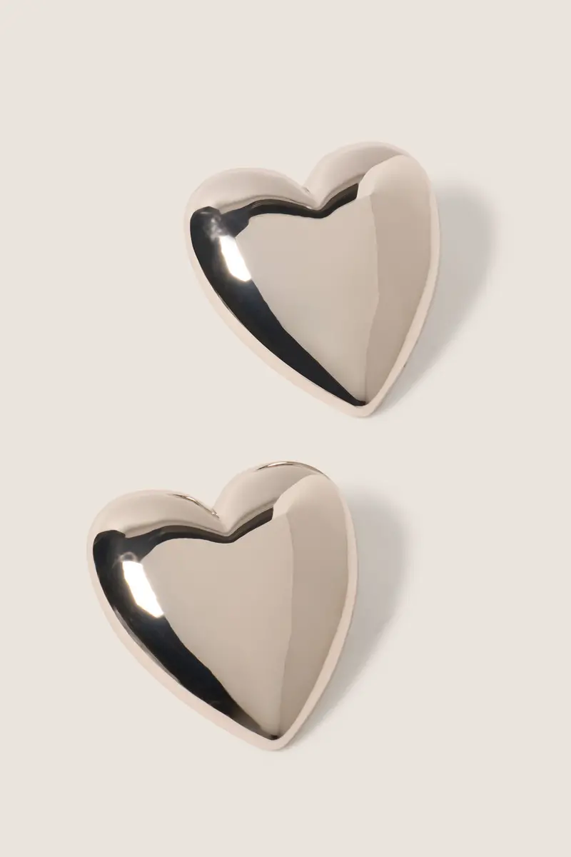 Women's Hayes Puffy Heart Earring 1