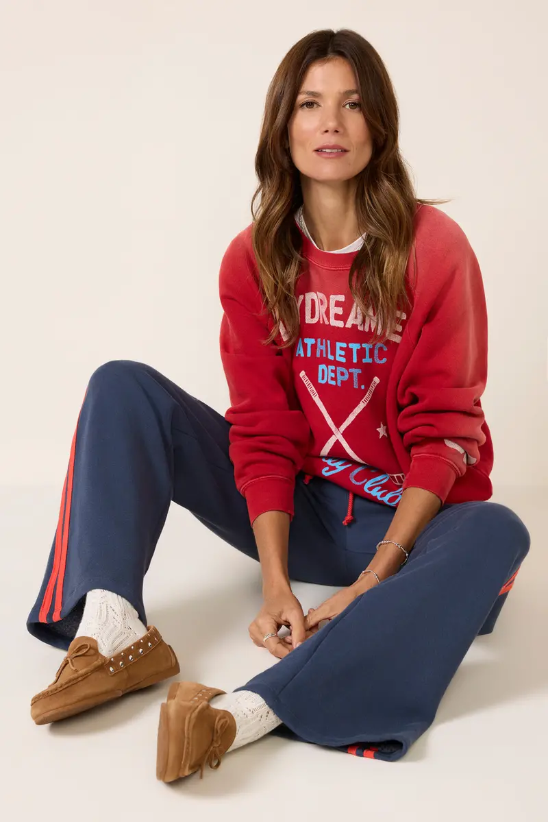 Women's Hockey Club Sweatshirt 1