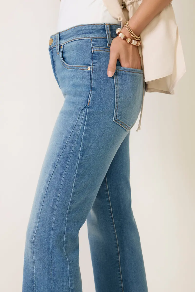 Women's Kelly Bootcut Jean 2