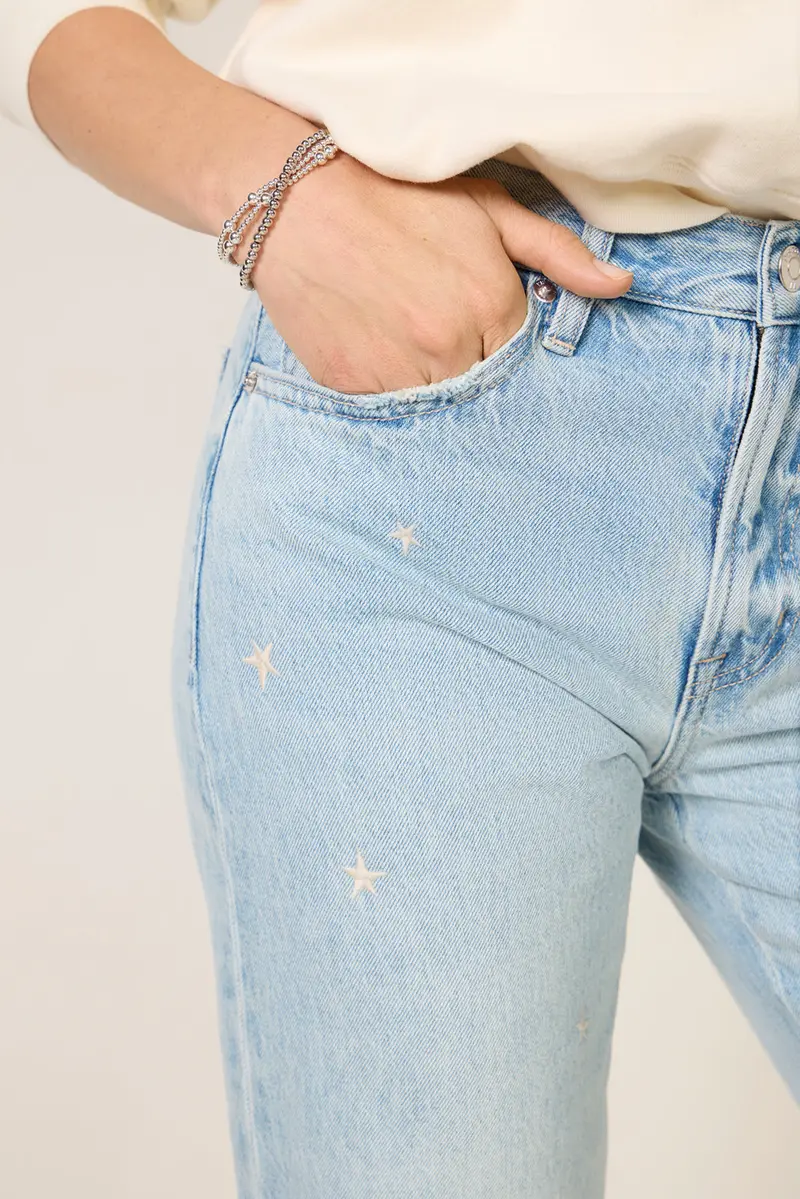 Women's Lexi Bowed Straight Jean 3