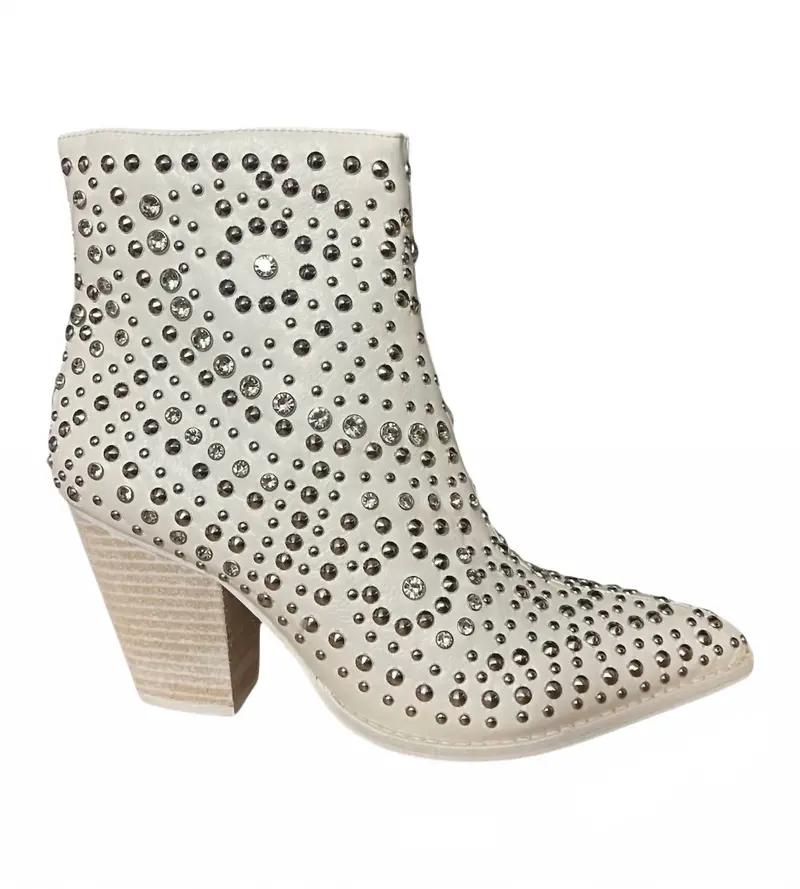 Women's Line Dance Boots In White 1