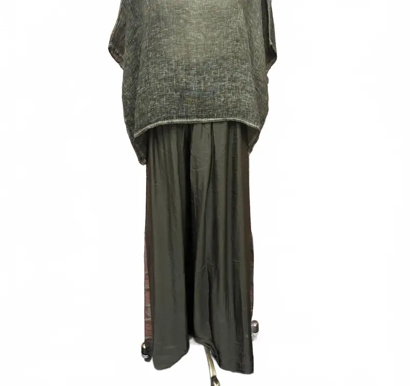 Women's Linen Scoop Neck Poncho Blouse In Olive 1