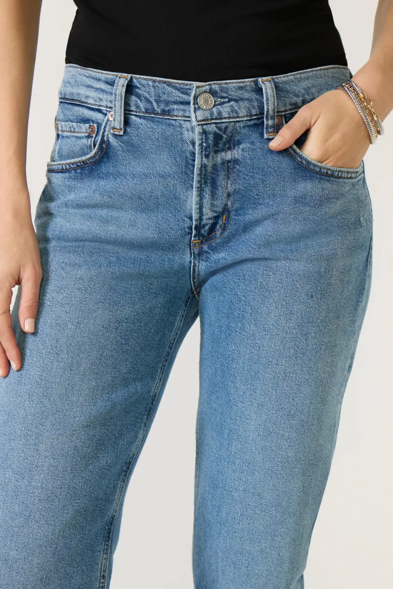 Women's Low Rise Slim Jeans 2