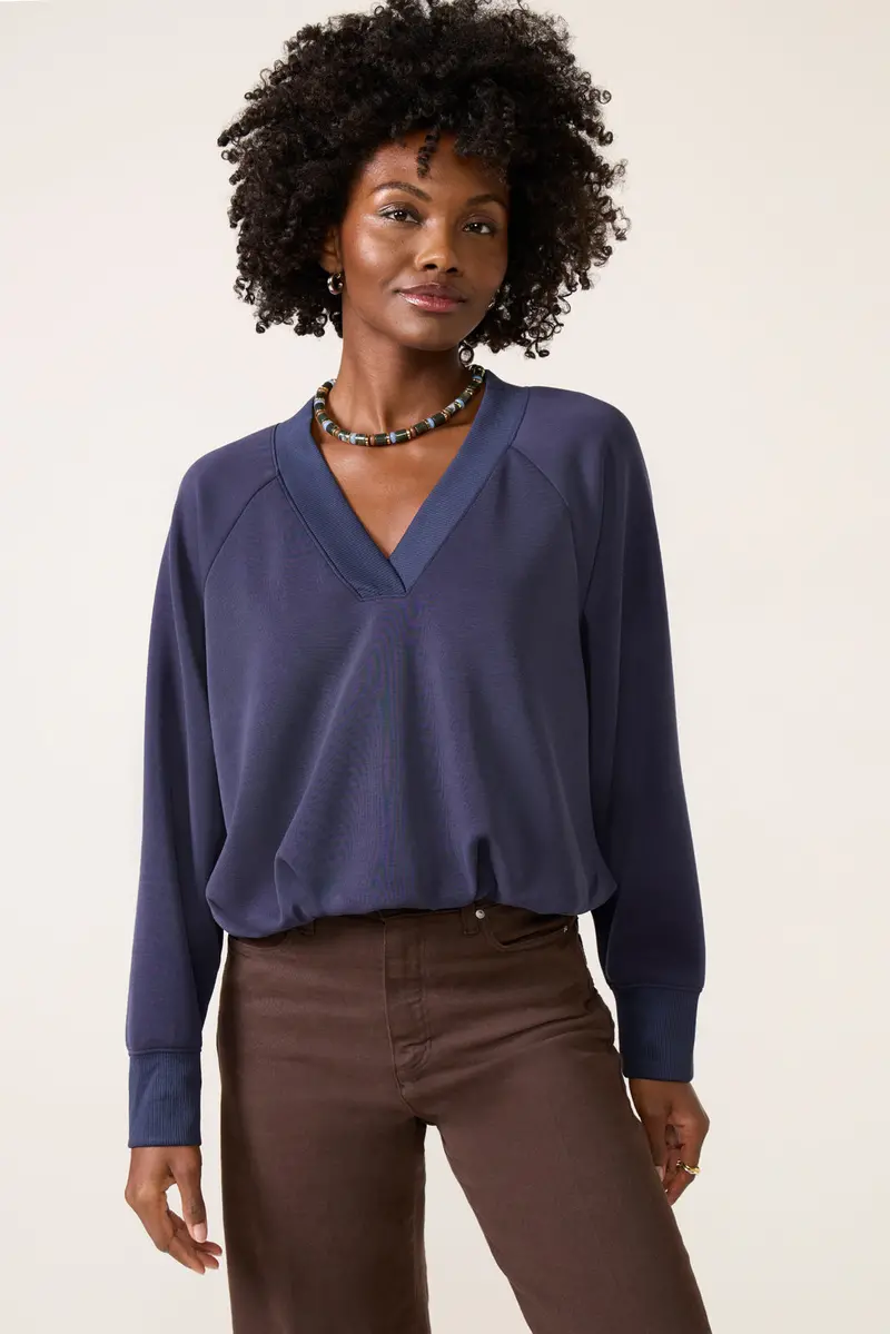 Women's Maddox Sweatshirt 1