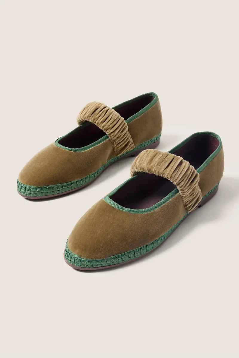 Women's Mafalda Mossy Shoes 1