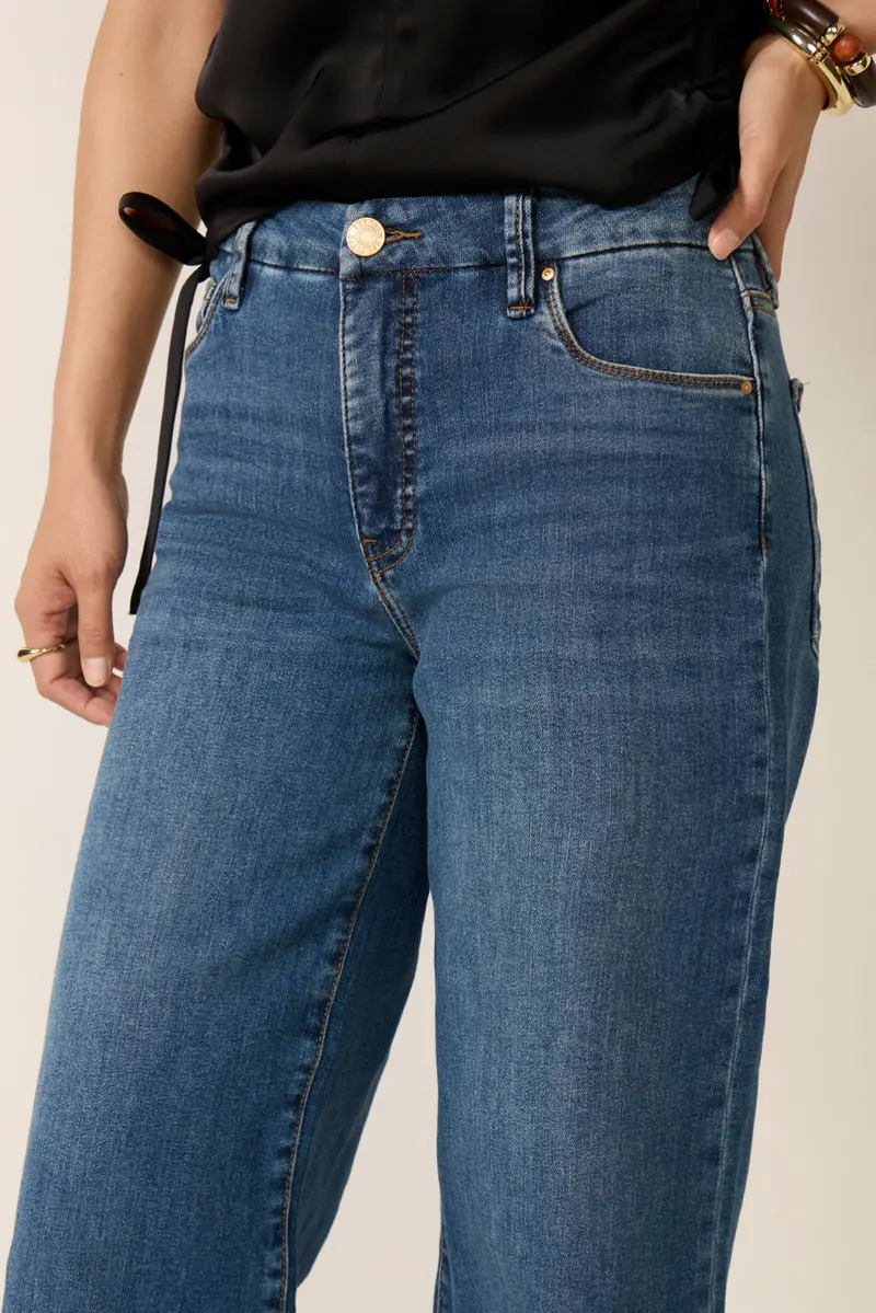 Women's Meg Wide Leg W/ Raw Hem Jeans 2