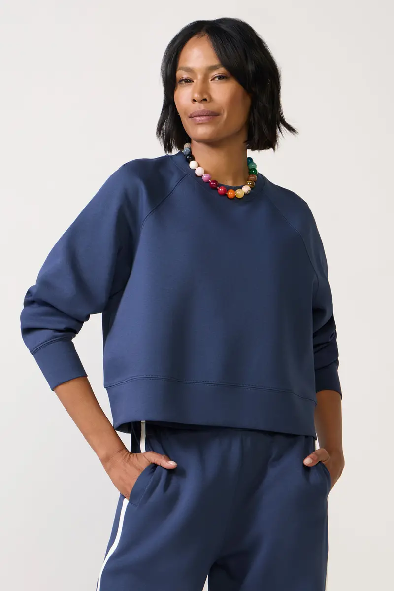 Women's Nell Travel Crew Neck Sweatshirt 1
