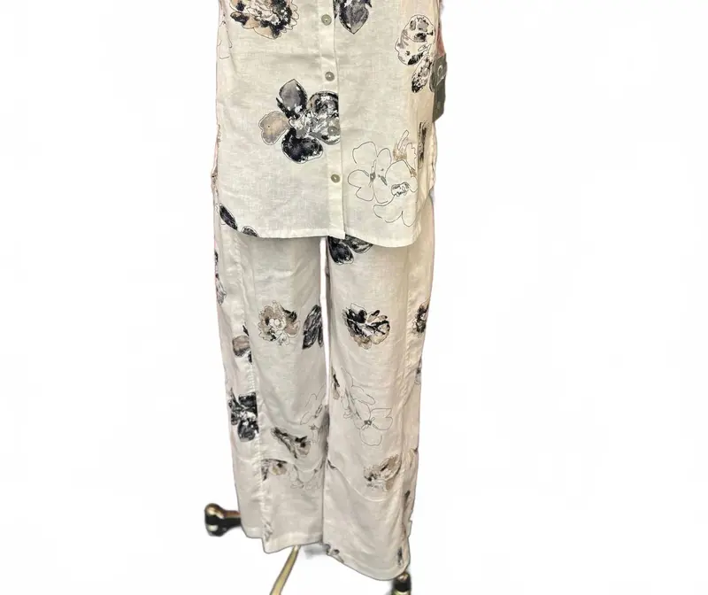 Women's Neutral Bloom Linen Crop Pants In Beige 2