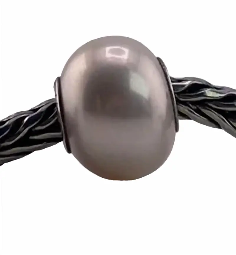 Women's Pearl Bead Charm In Pink 1