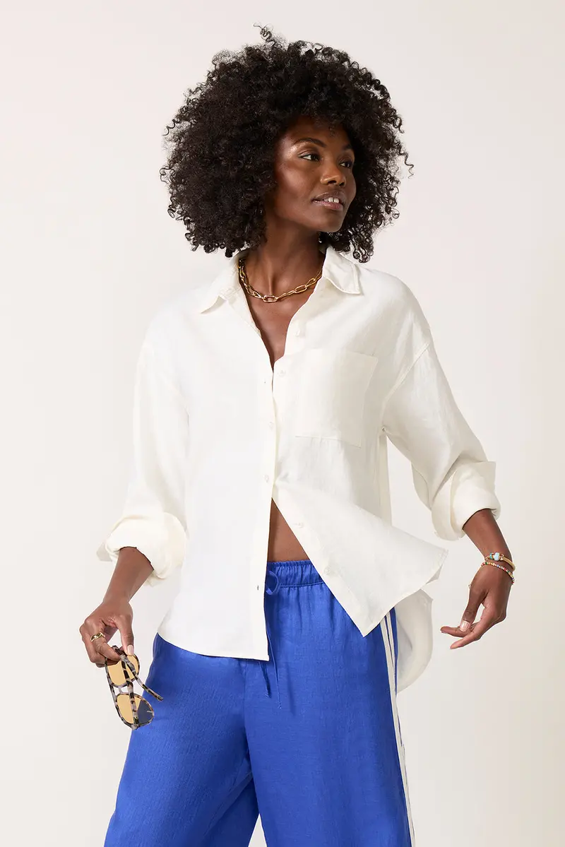 Women's Perfect Button Up Top 1