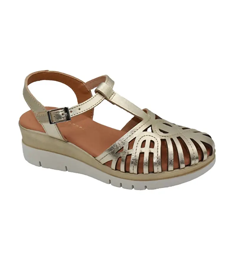 Women's Rose Sandals In Gold 1