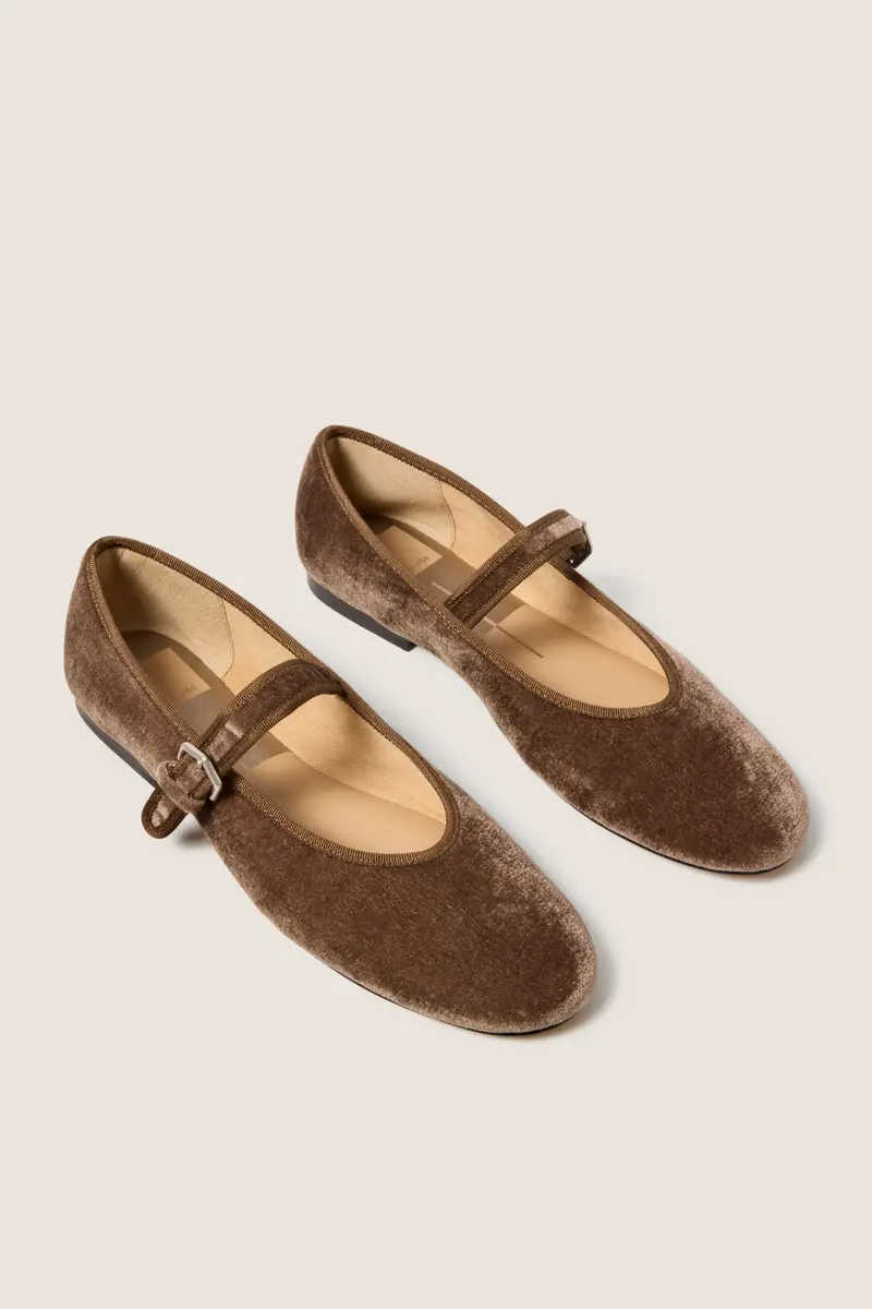 Women's Roslyn Ballet Flat 1