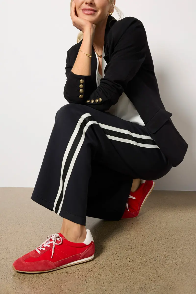Women's Runabout Jogger Sneakers Pants 1