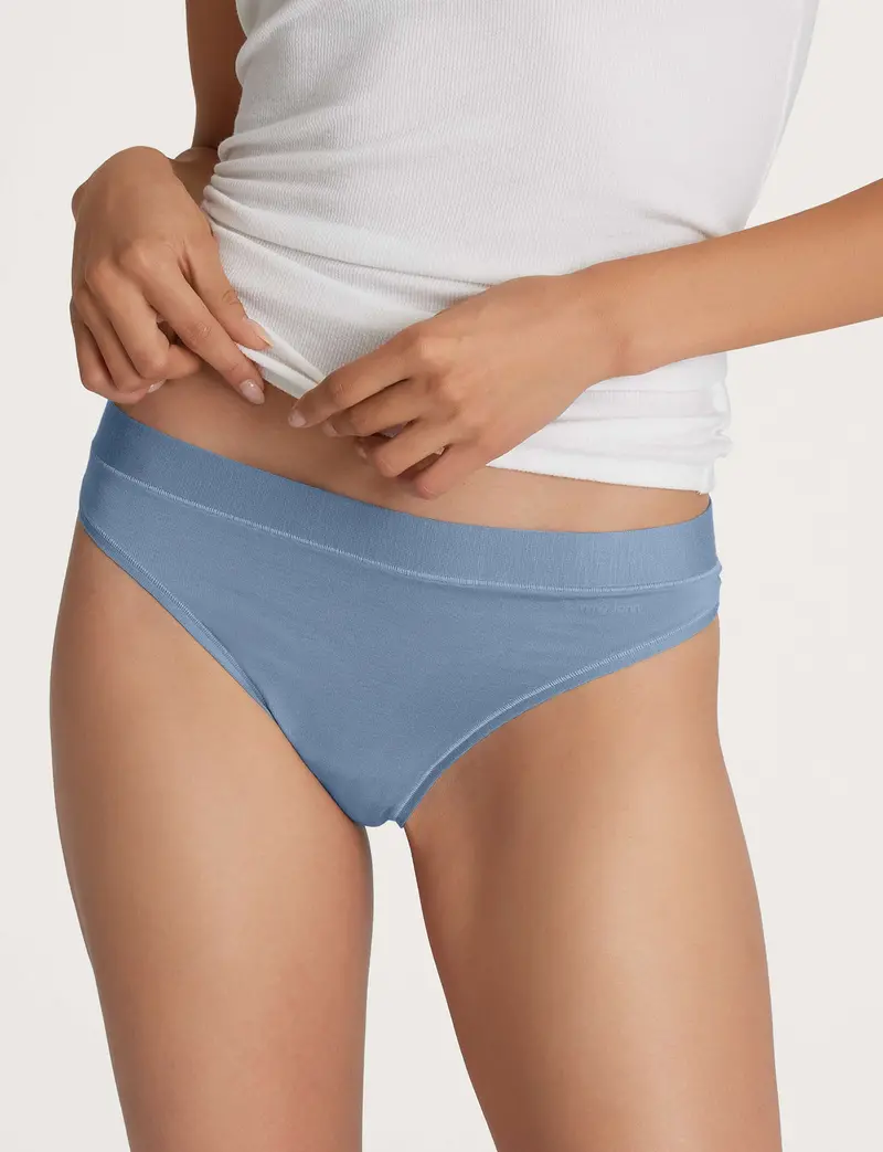 Women's Second Skin Thong 1