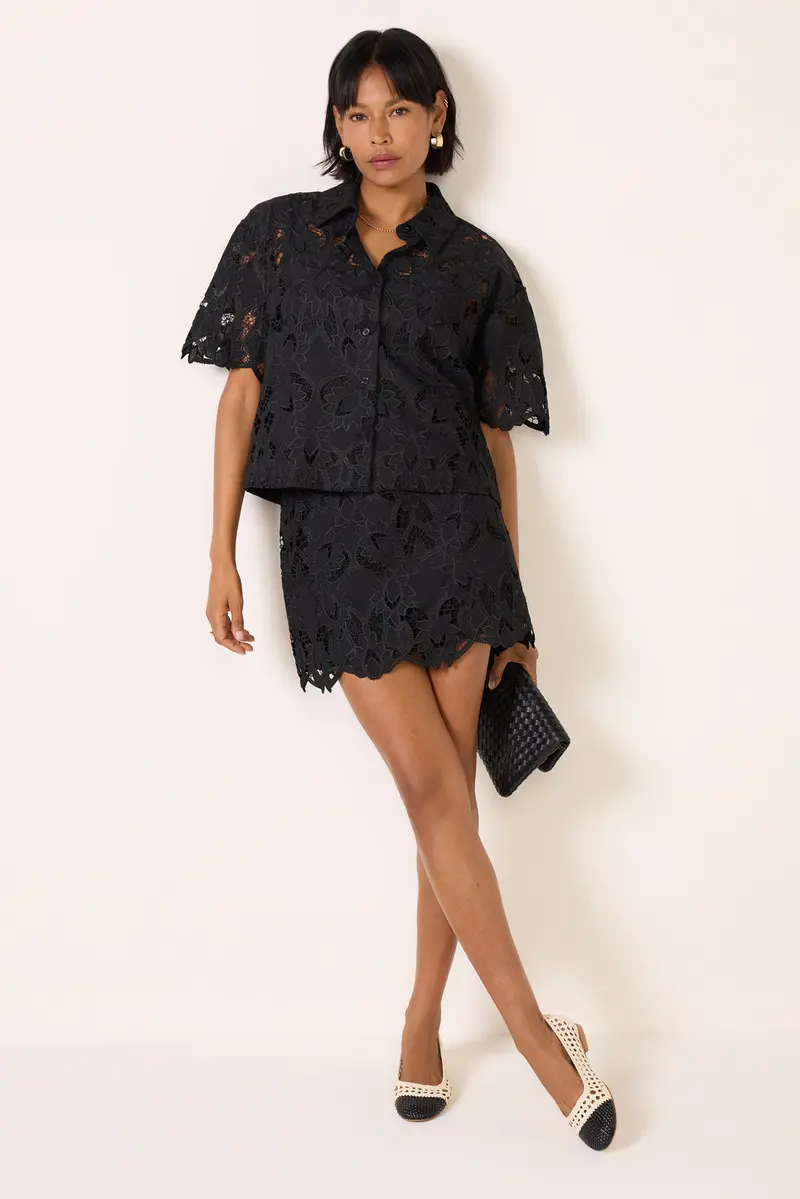 Women's Siren Lace Mini Skirt 1