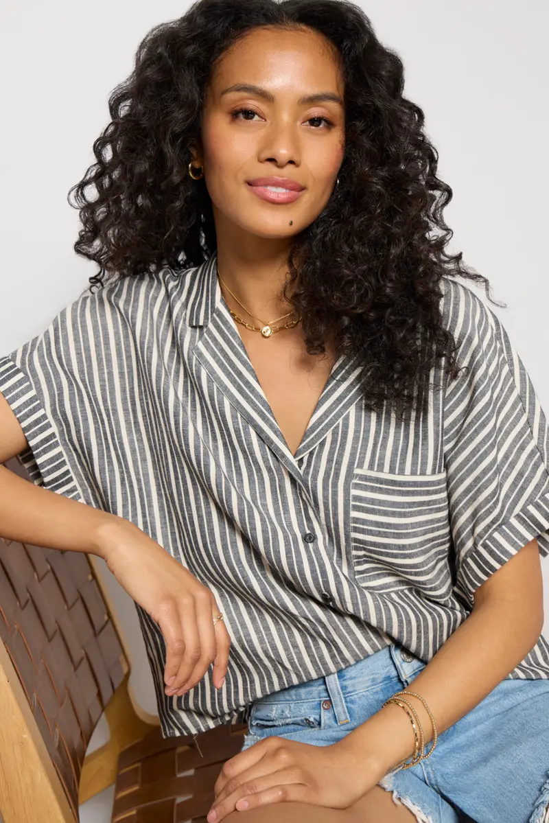Women's Sophia Linen Resort Shirt 1