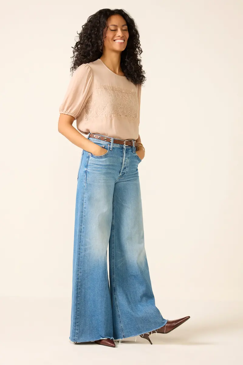 Women's Sweet Romance Lace Top 1