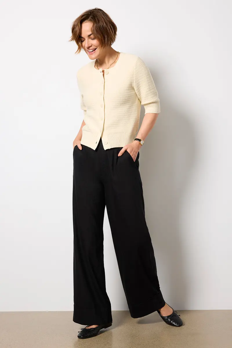 Women's Textured Short Sleeve Cardi 1