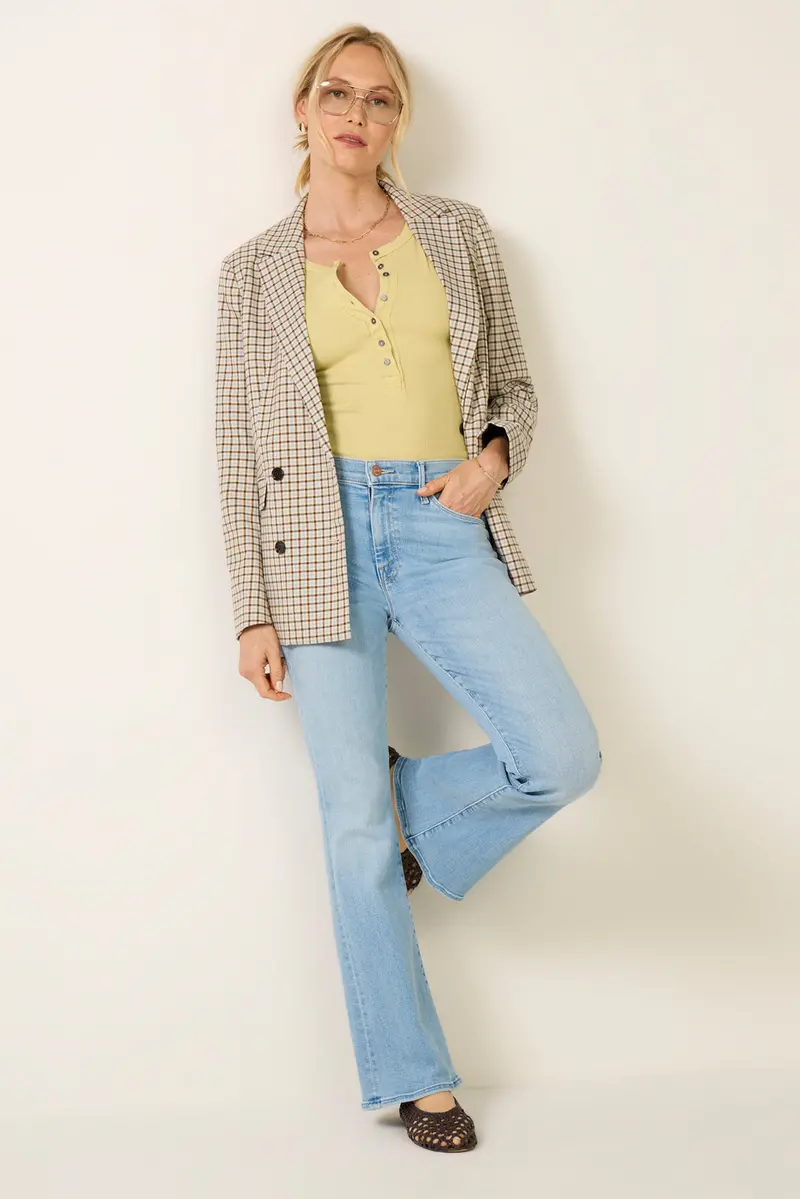Women's The Weekender Bootcut Jean 1