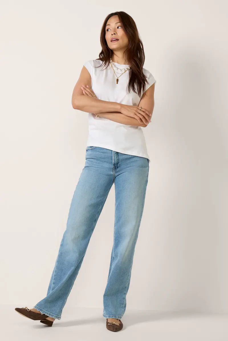 Women's True Straight Jean 1
