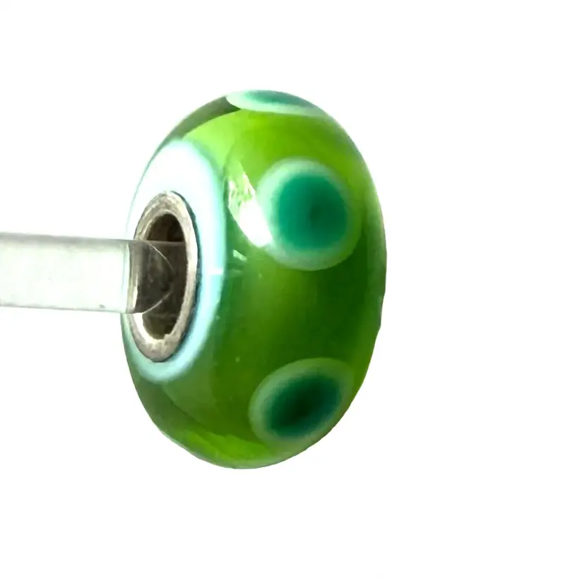 Women's Universal Unique Dot Bead Charm In Green 1