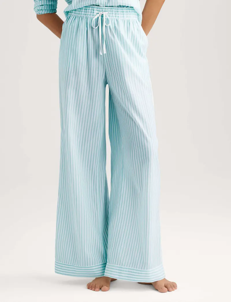 Women's Woven High Rise Pant 1
