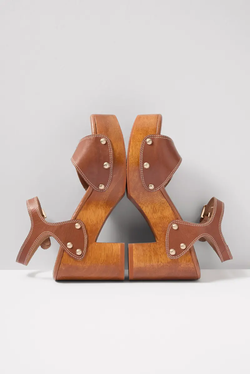 Women's Yandy Wood Sandals 2