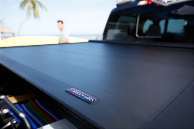 Roll-N-Lock E-Series Retractable Tonneau Cover – For 2019–2022 Chevy Silverado 1500/Sierra 1500 (5.8 Ft Bed) 1